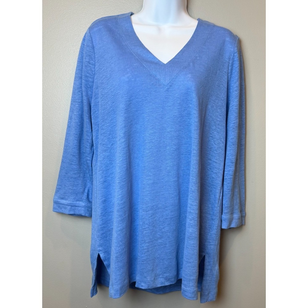 Chico's Women's Size 1 (US Medium) Blue V-Neck 3/4 Sleeve Tunic Top Side Slits